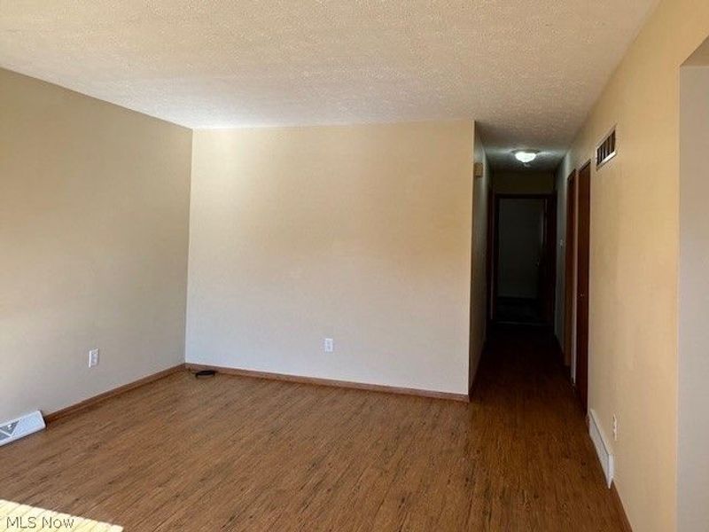 807 Albemarle Avenue, Cuyahoga Falls, OH 44221 Photo 7