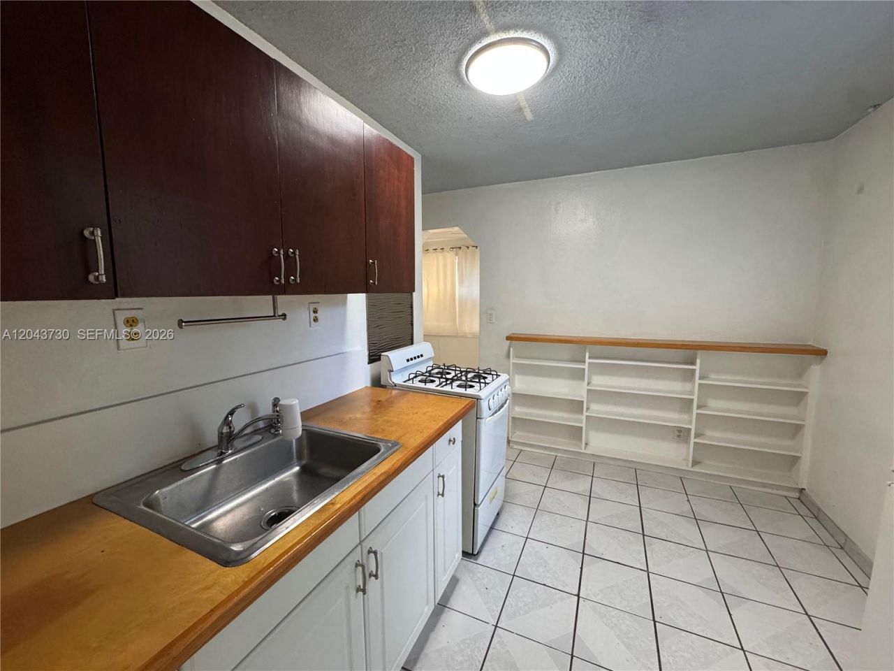215 Columbus Pkwy , Hollywood, FL 33021 Photo