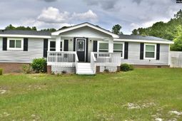1754 Nazareth Road photo 4