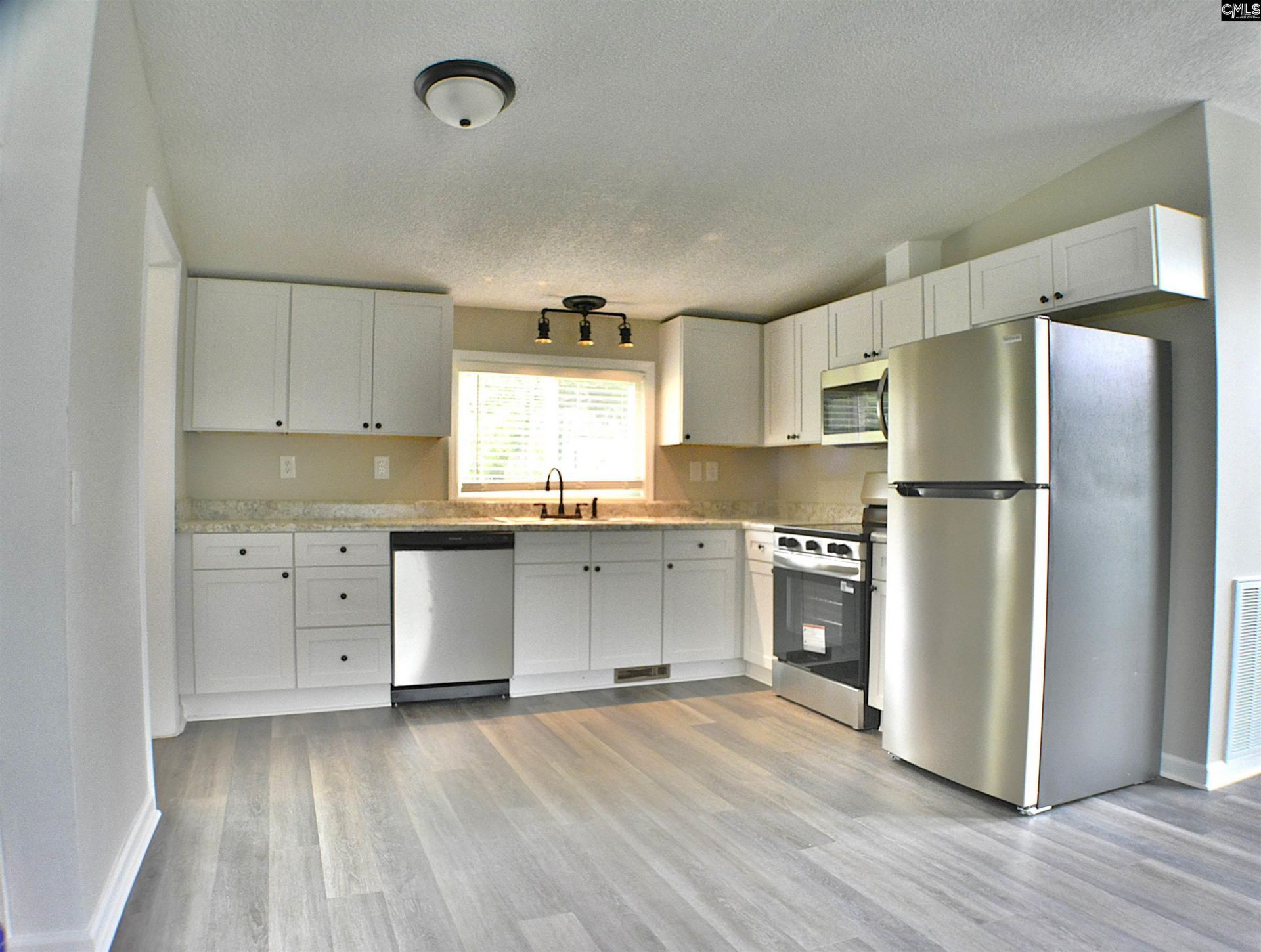 1754 Nazareth Road Photo 24