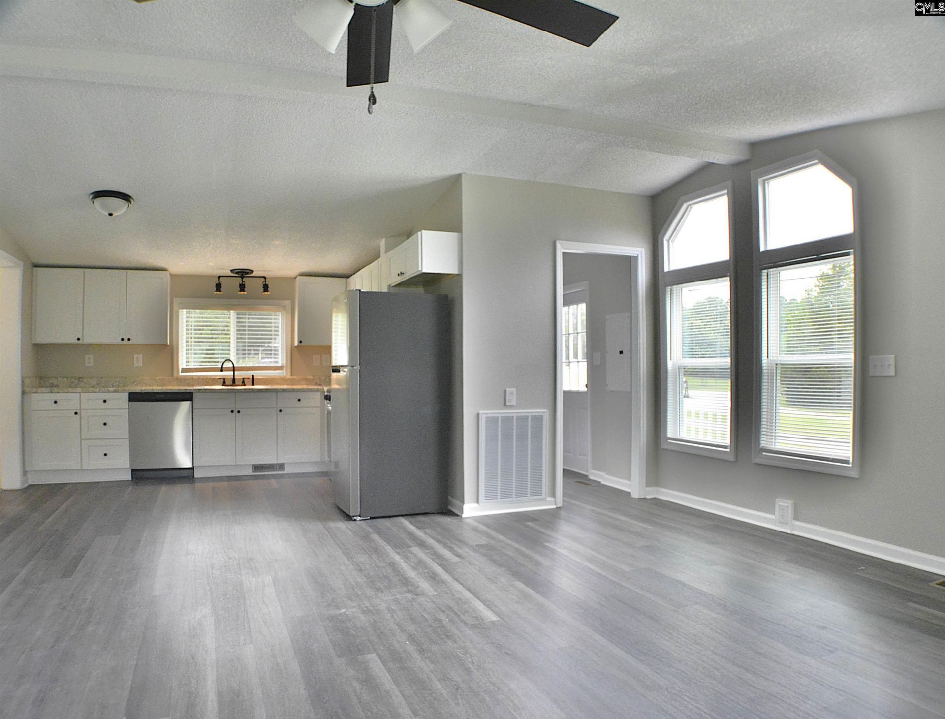 1754 Nazareth Road Photo 28