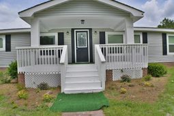 1754 Nazareth Road photo 4