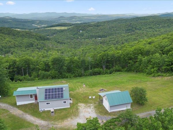 1822 Woodchuck Hollow Road, Washington, VT 05675