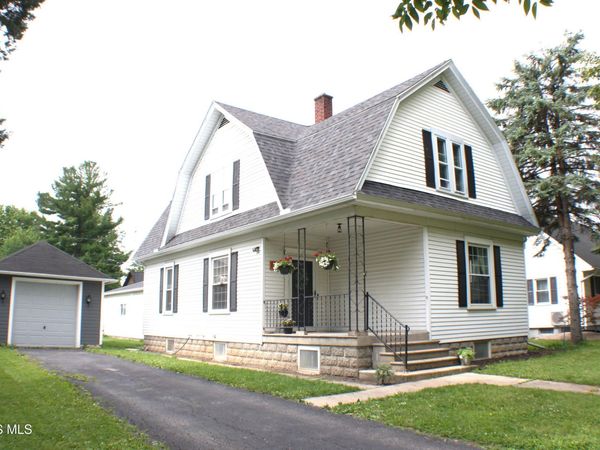 111 Bond Street, Pemberville, OH 43450
