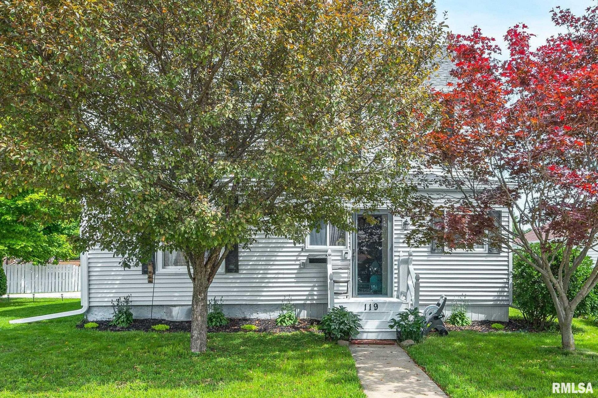 119 E Van Buren Street, Morton, IL 61550 Main Photo