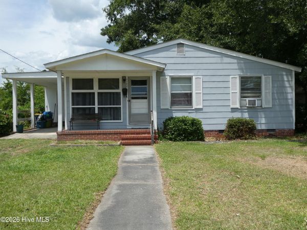 1107 E 13th Street, Lumberton, NC 28358