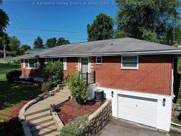 321 Atlas Road, South Charleston, WV 25309