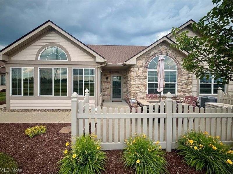 1934 Woods Drive, Streetsboro, OH 44241 Photo 2