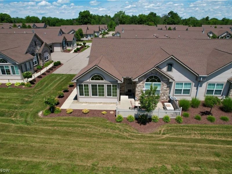 1934 Woods Drive, Streetsboro, OH 44241 Photo 3