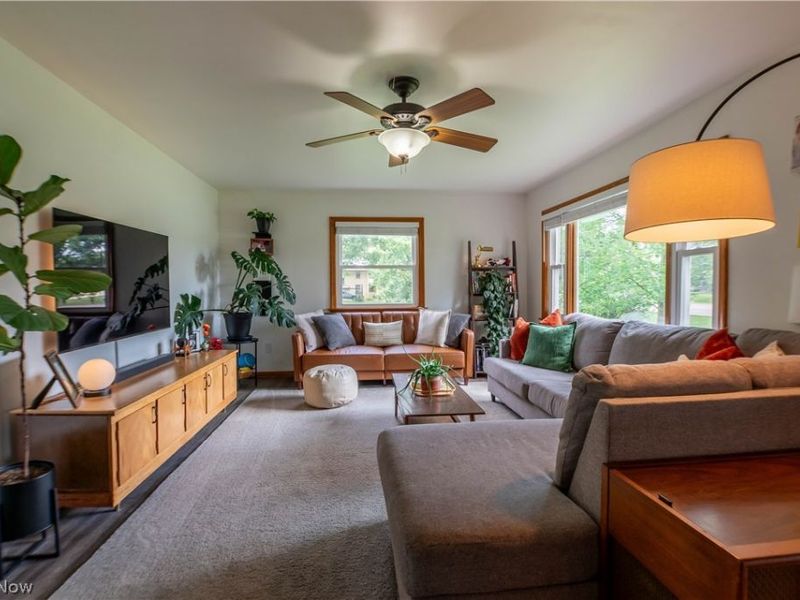 2748 Canton Road, Uniontown, OH 44685 Photo 21
