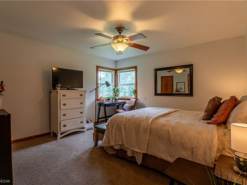 2748 Canton Road, Uniontown, OH 44685 Photo 32