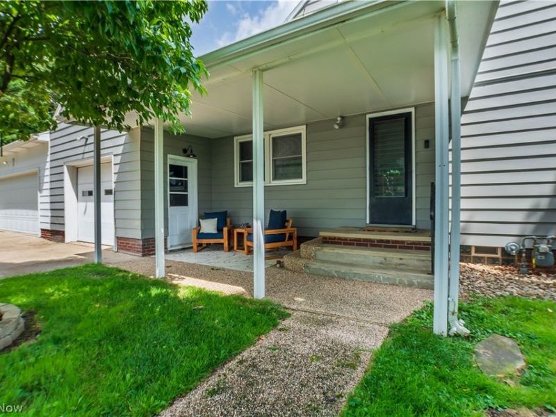 2748 Canton Road, Uniontown, OH 44685 Photo 8
