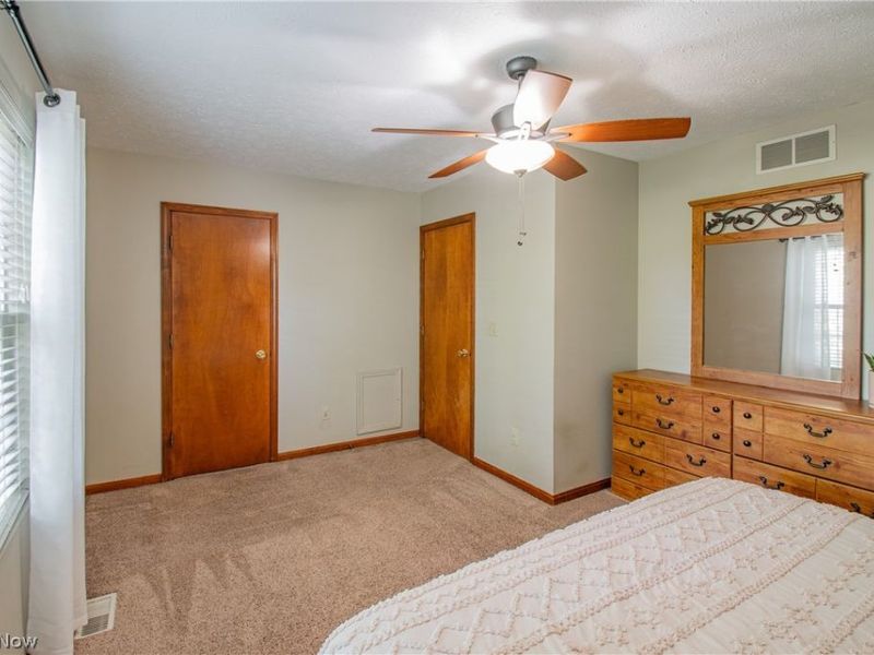 1270 Delia Avenue, Akron, OH 44320 Photo 15