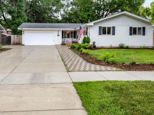 2509 Elm Street N, Fargo, ND 58102