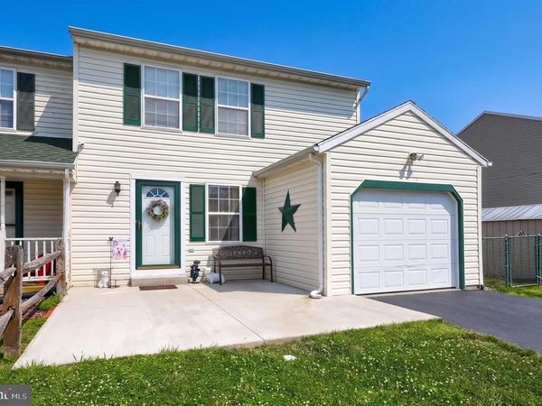 1902 WYATT CIRCLE , DOVER, PA 17315