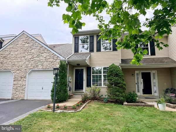 1422 OXFORD CIRCLE, LANSDALE, PA 19446