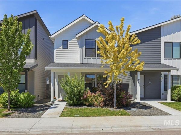 941 S Wavetrain, Boise, ID 83709