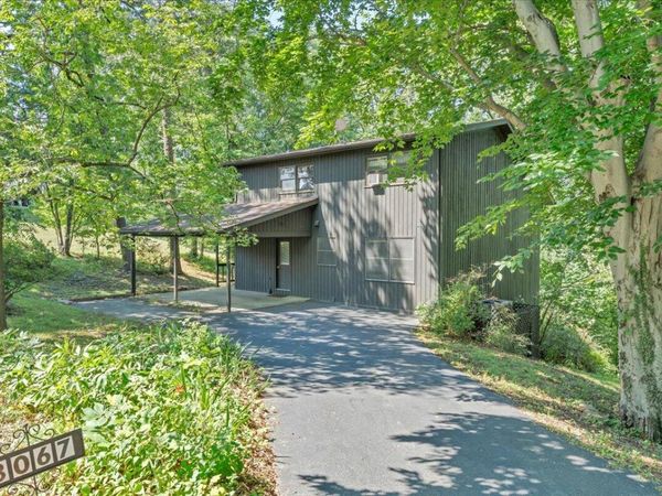 3067 Green Hill DR , Salem, VA 24153