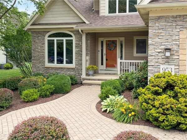 953 Outrigger Cove, Painesville, OH 44077