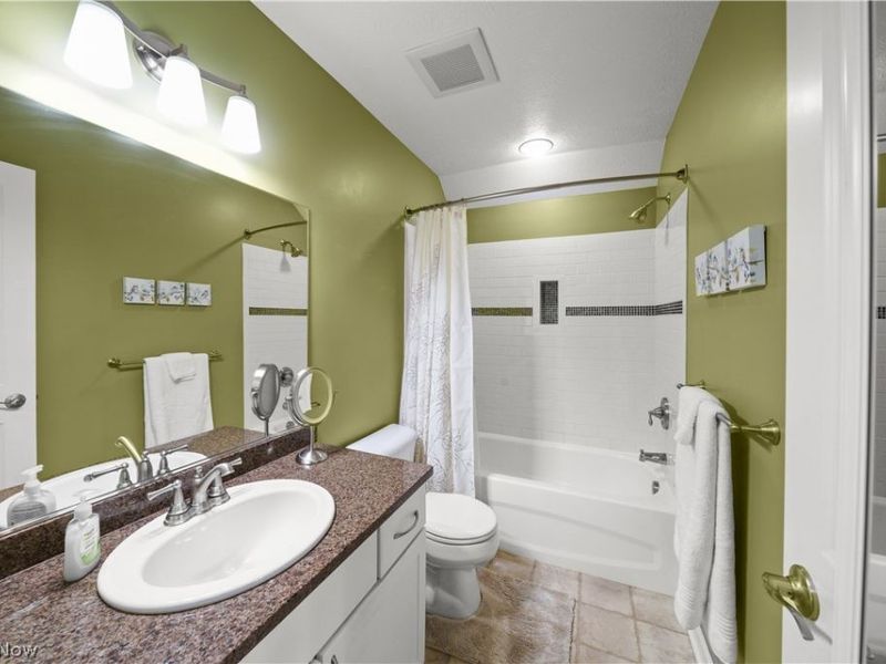 953 Outrigger Cove, Painesville, OH 44077 Photo 21