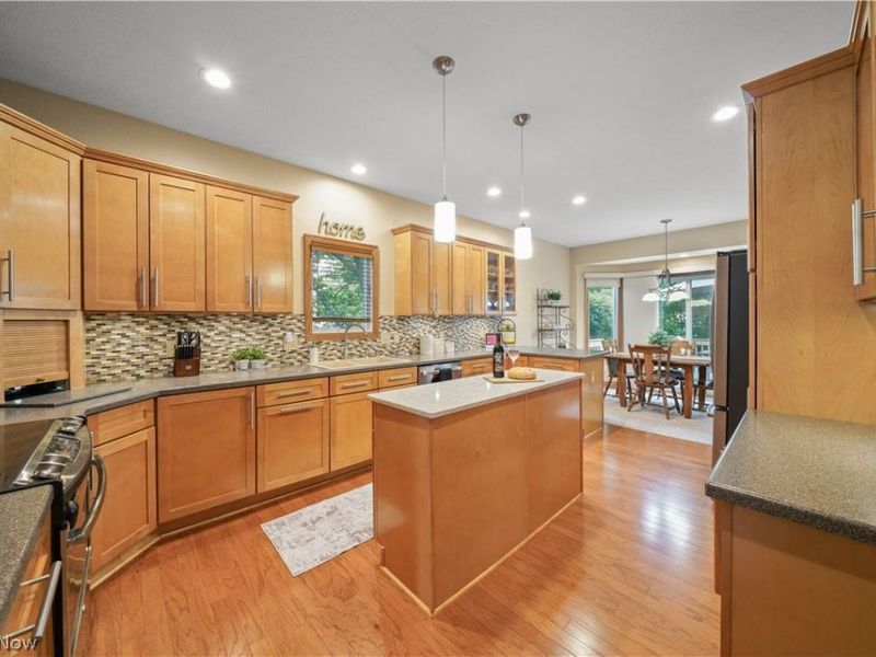 953 Outrigger Cove, Painesville, OH 44077 Photo 5