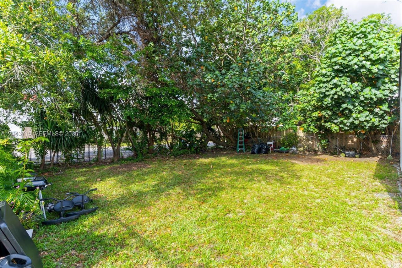 15100 NE 14th Ct , North Miami Beach, FL 33162 Photo