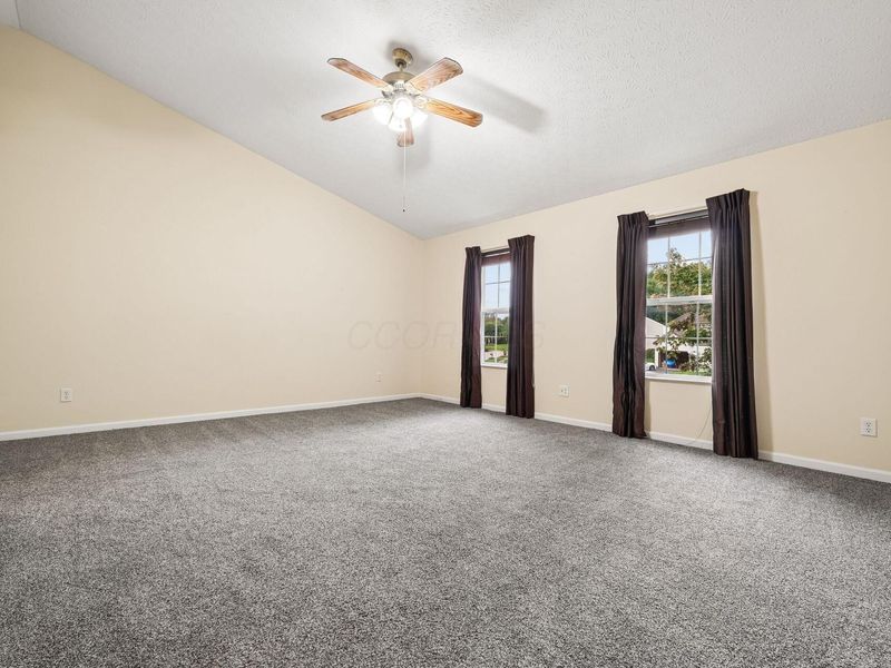 124 Long Hollow Drive, Pataskala, OH 43062 Photo 35