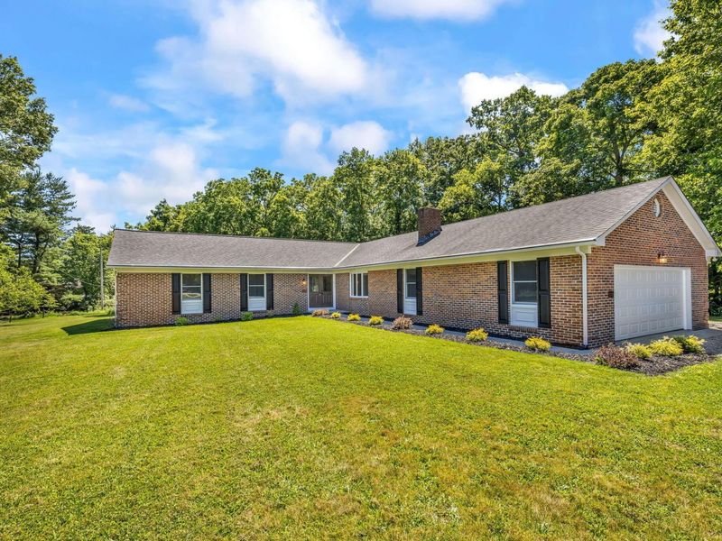 1270 Carriage Road, Powell, OH 43065 Photo 1