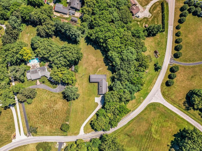 1270 Carriage Road, Powell, OH 43065 Photo 73