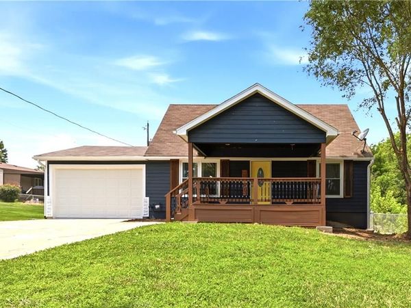 8848 LANE Avenue, Kansas City, MO 64138