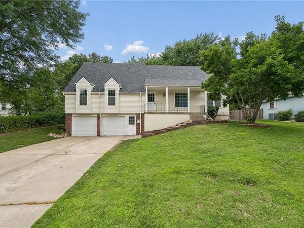6804 N Agnes Avenue, Gladstone, MO 64119