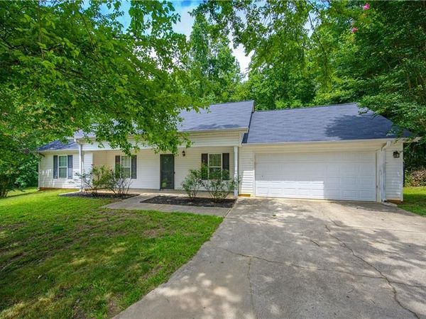 117 Light House Circle , Maysville, GA 30558