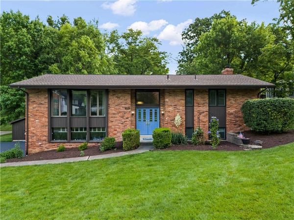 304 Clubview Drive, Canonsburg, PA 15317