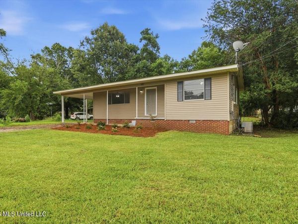 101 Richland Street, Richland, MS 39218