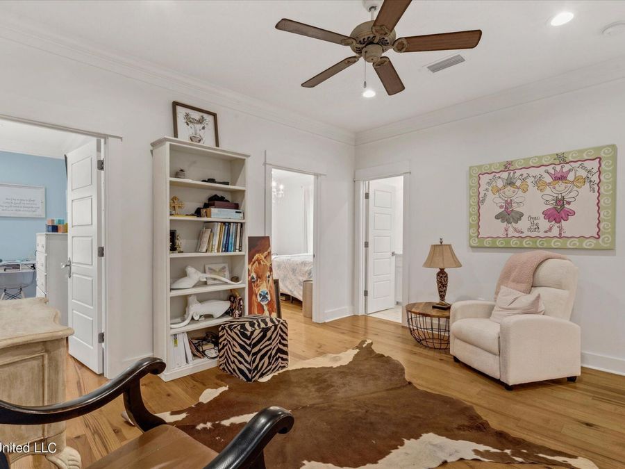 Property Image 36