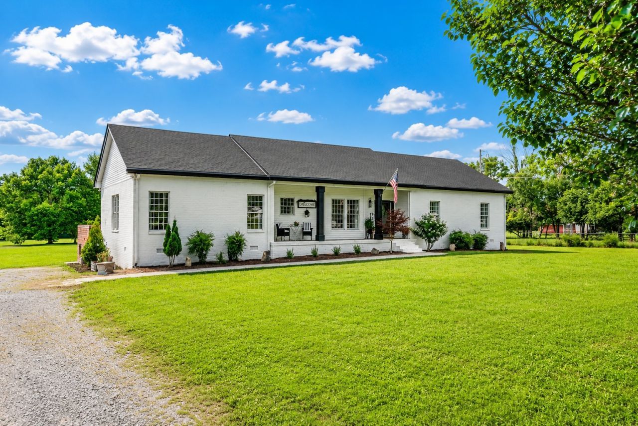 2301 Harkreader Rd, Mount Juliet, TN 37122 Main Photo