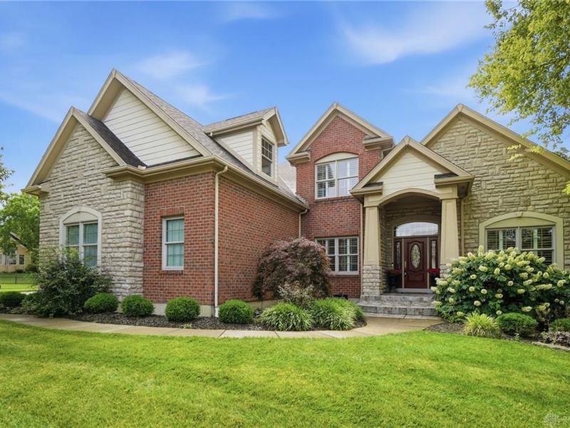 295 N Hills Boulevard, Springboro, OH 45066 Photo 3
