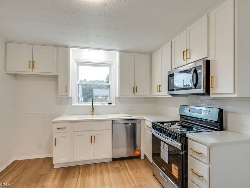 1026 Taggart Street NW, Massillon, OH 44646 Photo 8