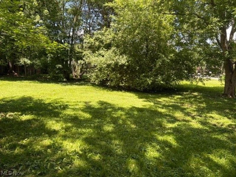 2033 Scenic Way, Akron, OH 44312 Photo 2