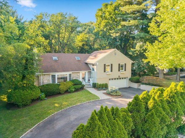 372 Fort Hill Road , Scarsdale, NY 10583