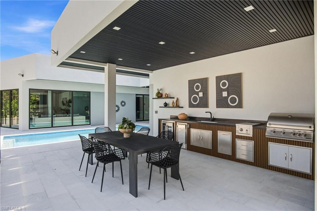 298 Castaways St , Marco Island, FL 34145 Photo