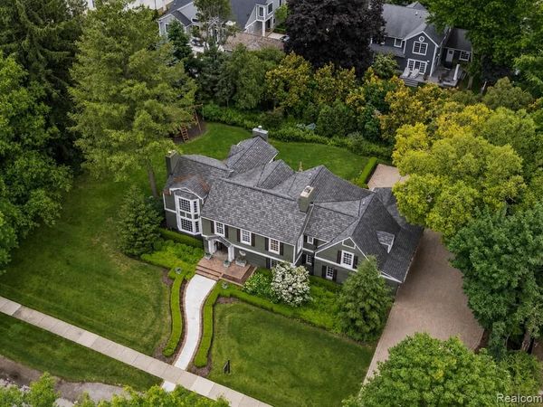 1269 Willow Lane, Birmingham, MI 48009