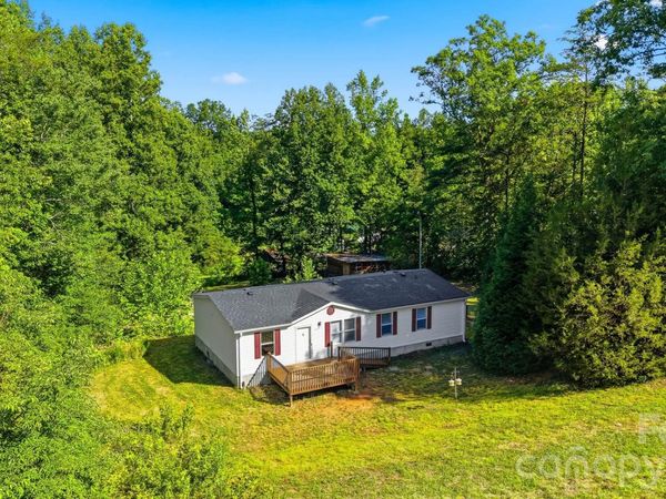 2691 Green Haven Circle , Morganton, NC 28655