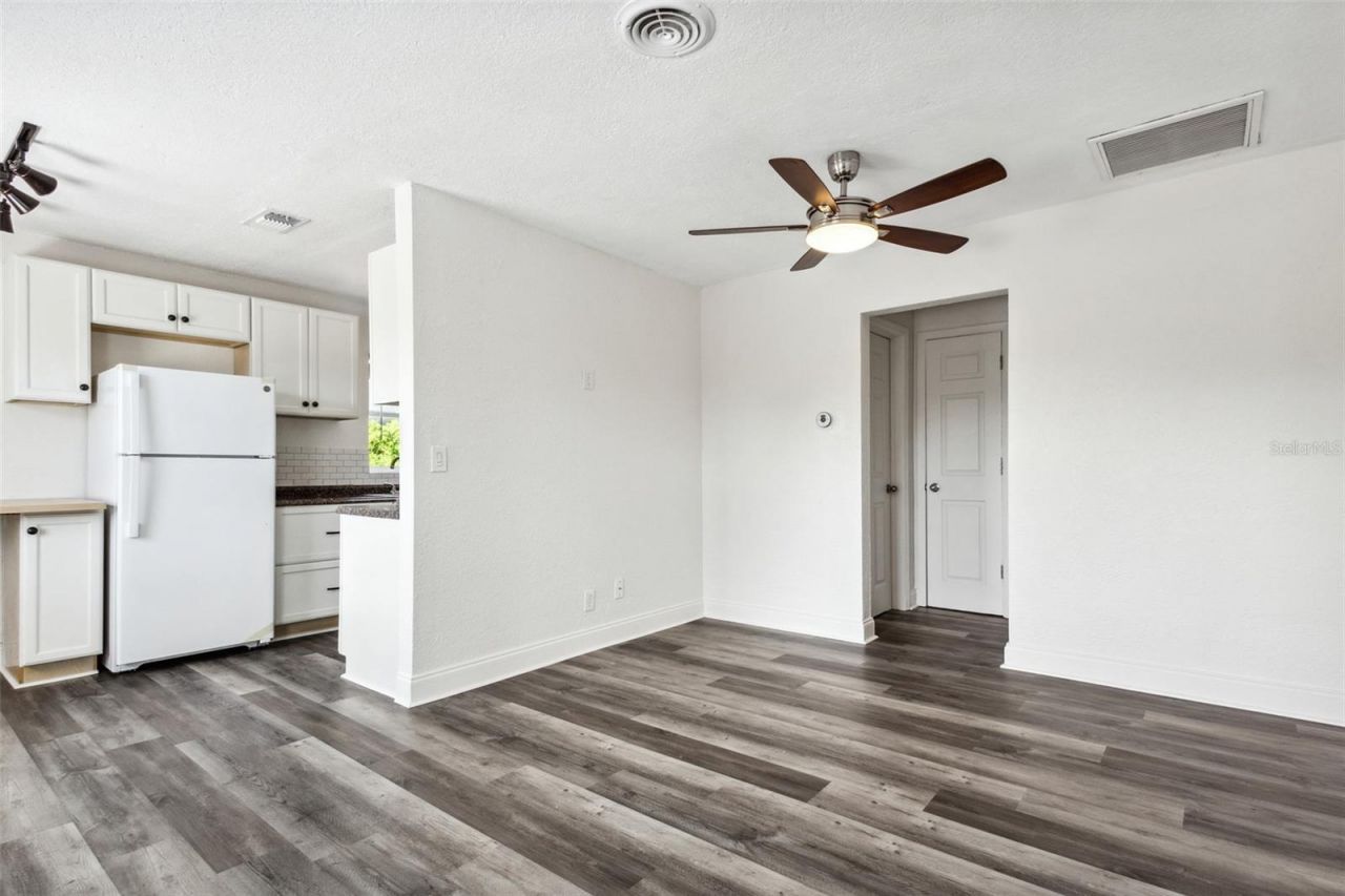1230 70th Street N, Saint Petersburg, FL 33710 Photo
