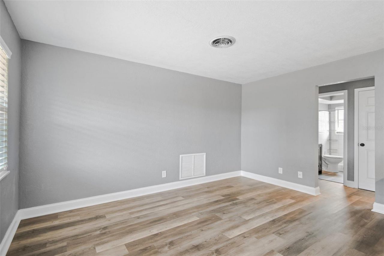 1230 70th Street N, Saint Petersburg, FL 33710 Photo