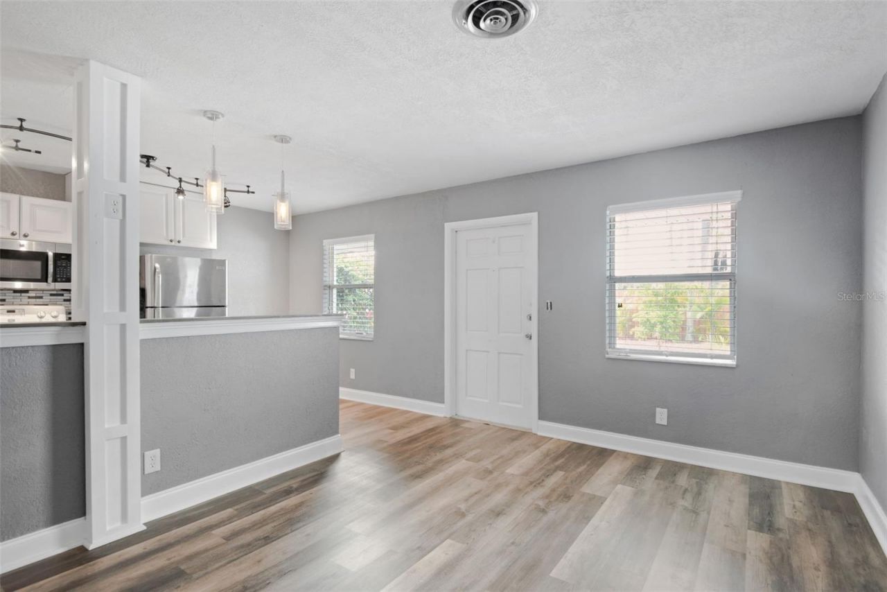 1230 70th Street N, Saint Petersburg, FL 33710 Photo