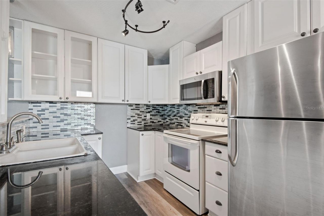 1230 70th Street N, Saint Petersburg, FL 33710 Photo