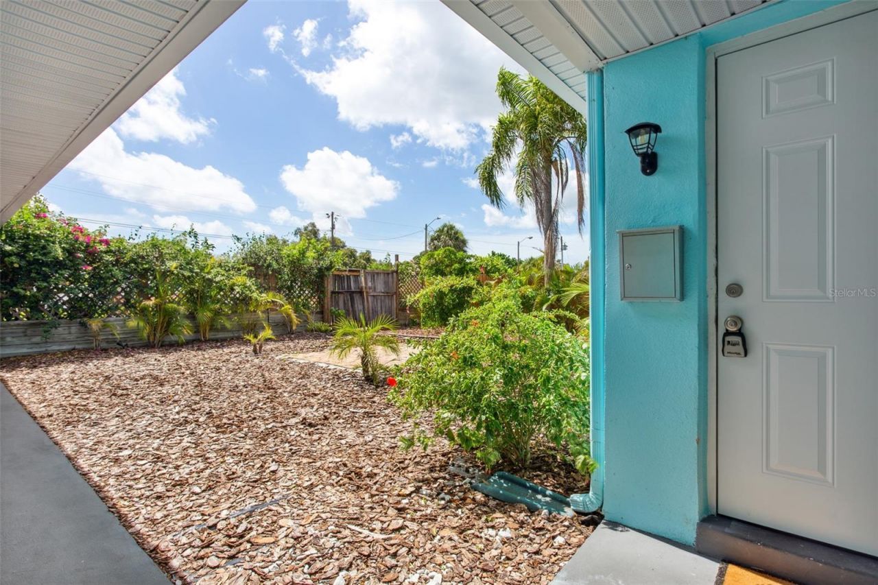 1230 70th Street N, Saint Petersburg, FL 33710 Photo