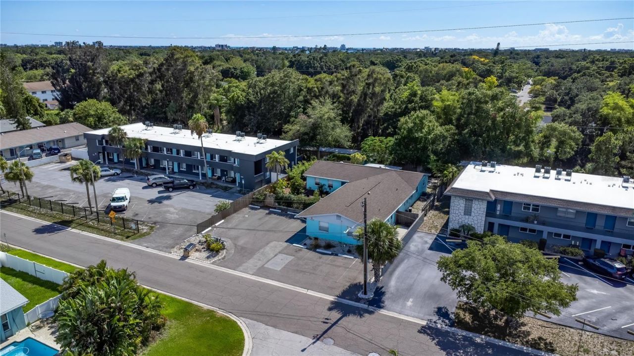 1230 70th Street N, Saint Petersburg, FL 33710 Photo