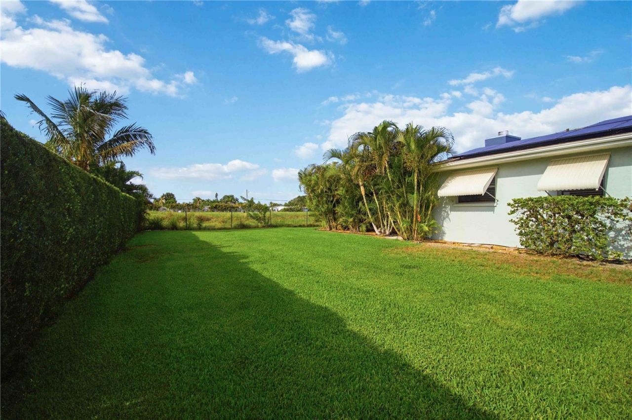 8003 19th Avenue Drive W, Bradenton, FL 34209 Photo